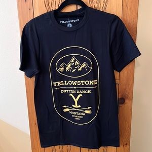 Yellowstone Dutton Ranch Tee * NWT Size Small